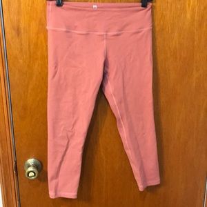 Used Buffbunny Camilla Cropped Legging